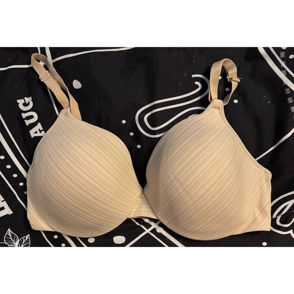 Barely There Beige Full Coverage Underwire Bra, Size 34D - Picture 1 of 5